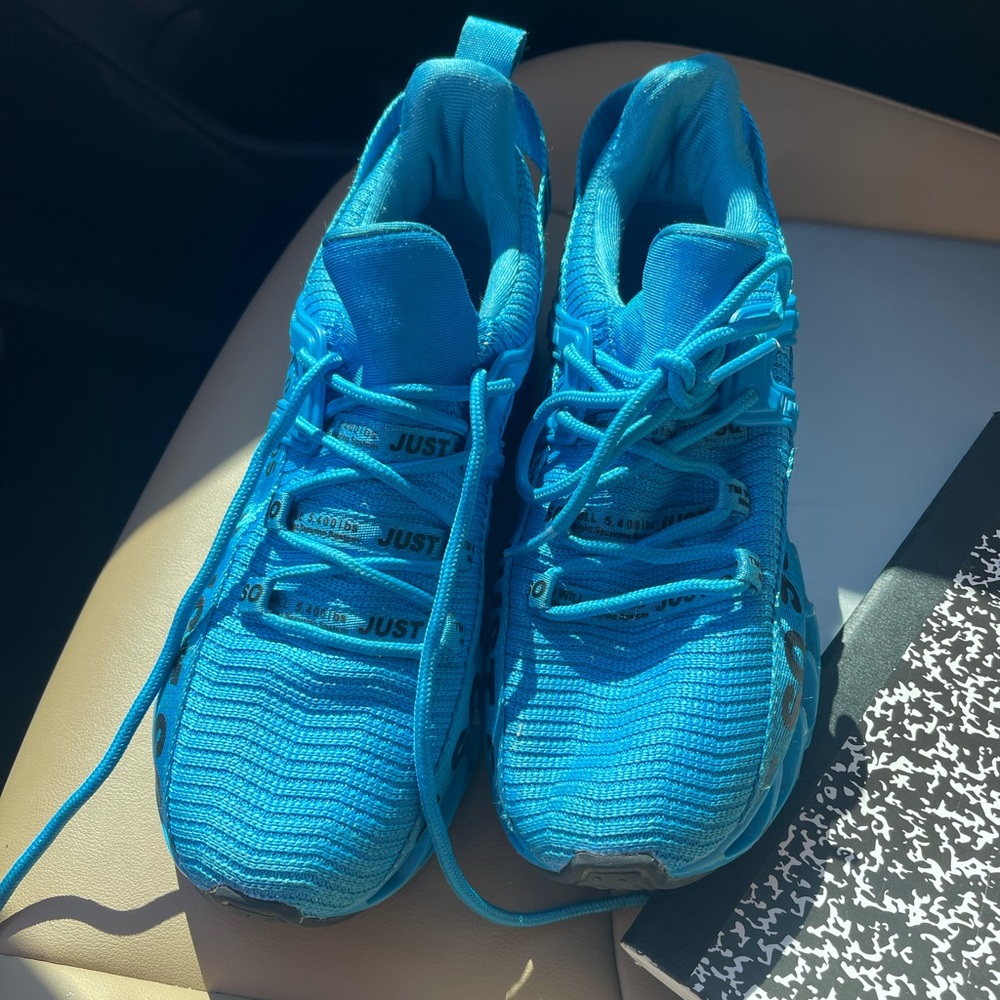 Shoe - Picture 2 of 2